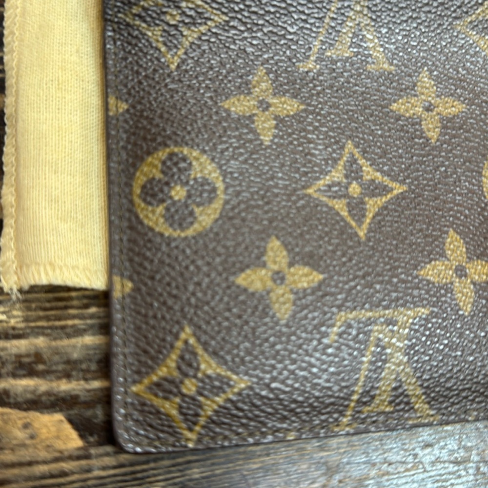 Louis Vuitton International Wallet - Vintage Condition… - Picture 4 of 16